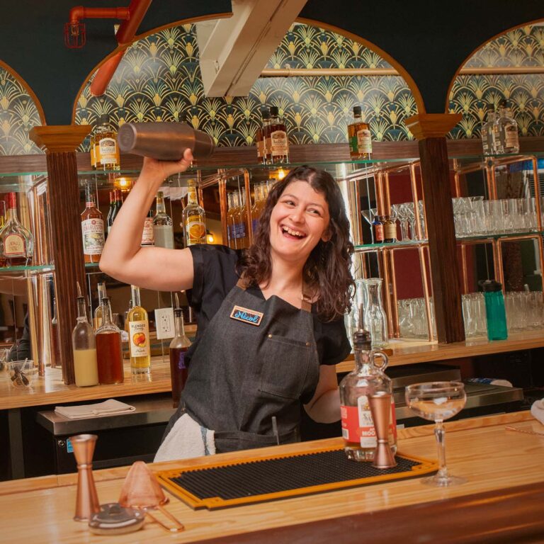cocktail classes at the old savannah distillery